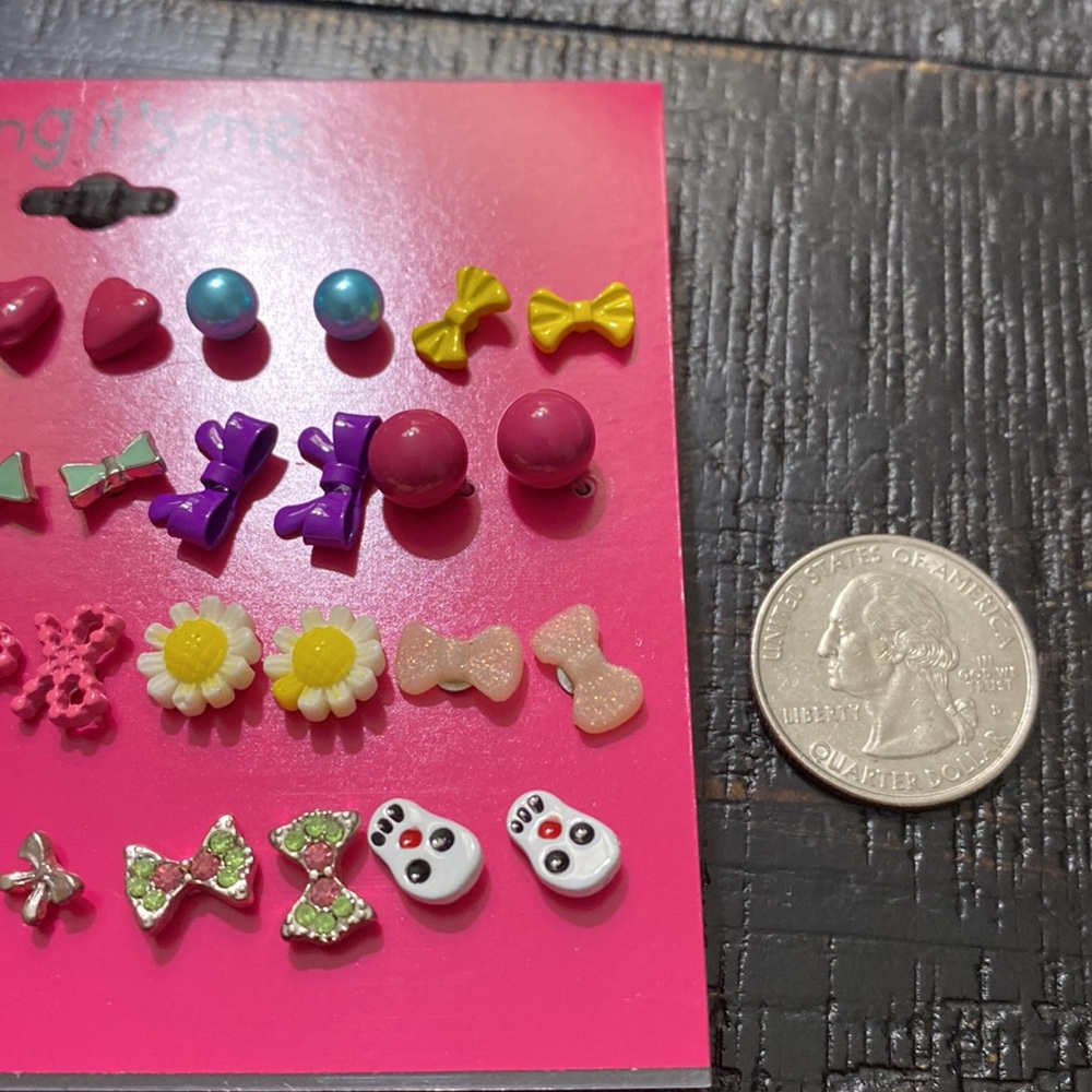 NWT!! 20 Pair Colorful Earring Set with Fun Designs! - Picture 3 of 4